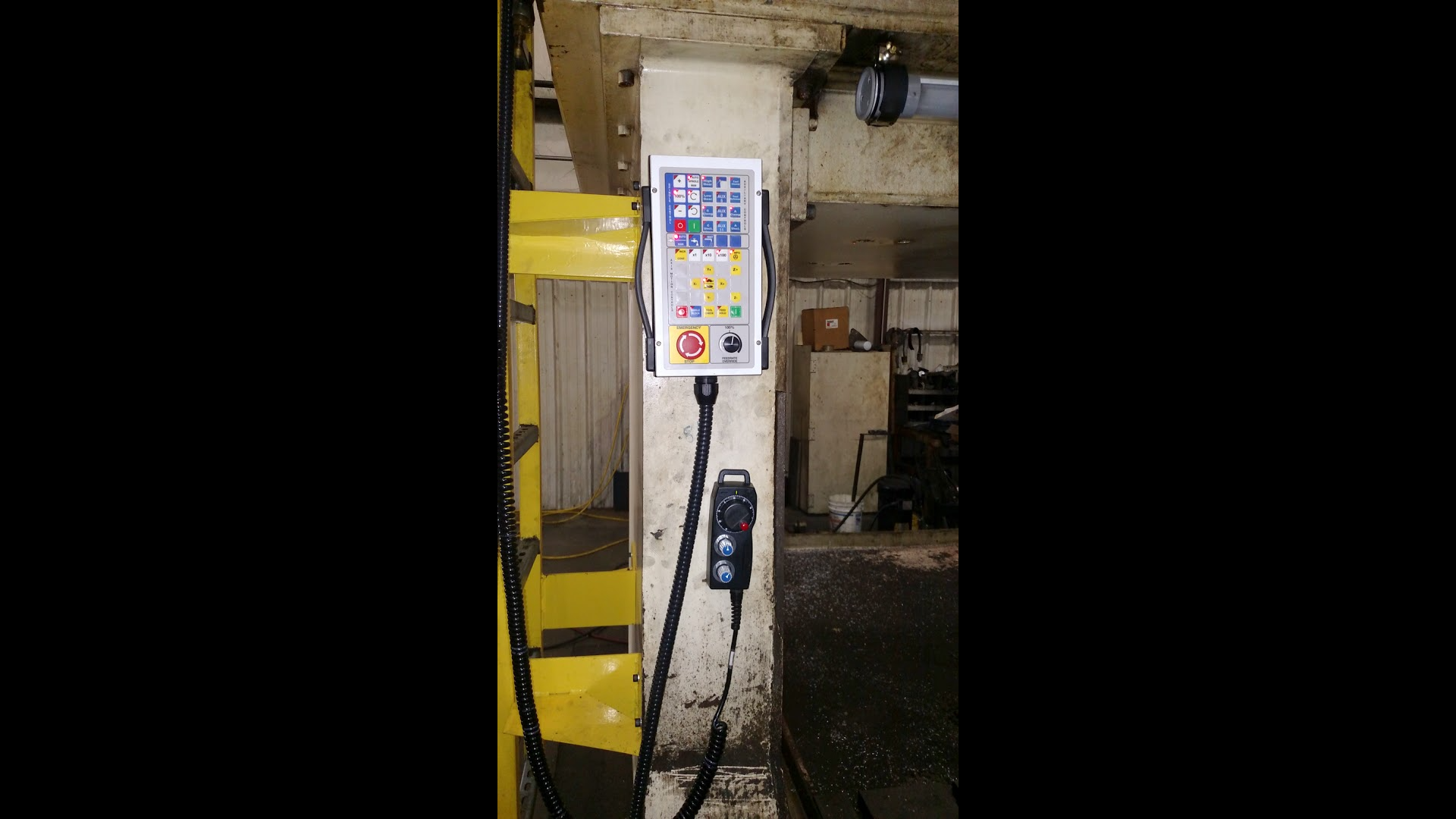 The handheld controls for operator mobility