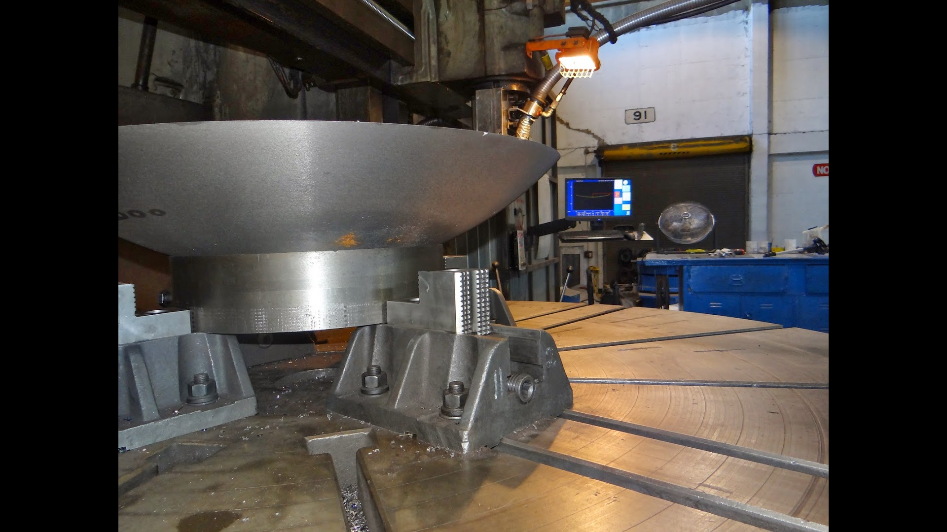 Controller provides easy jogging to position each vise just right for the operator to adjust